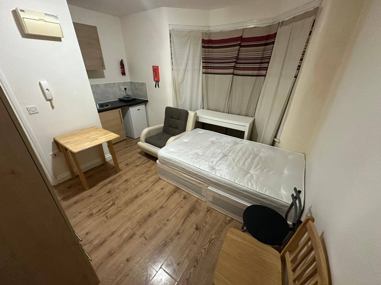 BENEFITS ACCEPTED - Studio Flat Available in Edmonton Enfield N9