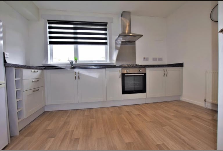 Spacious and Modern 3 Bedroom Apartment in Craigie Drive, Dundee