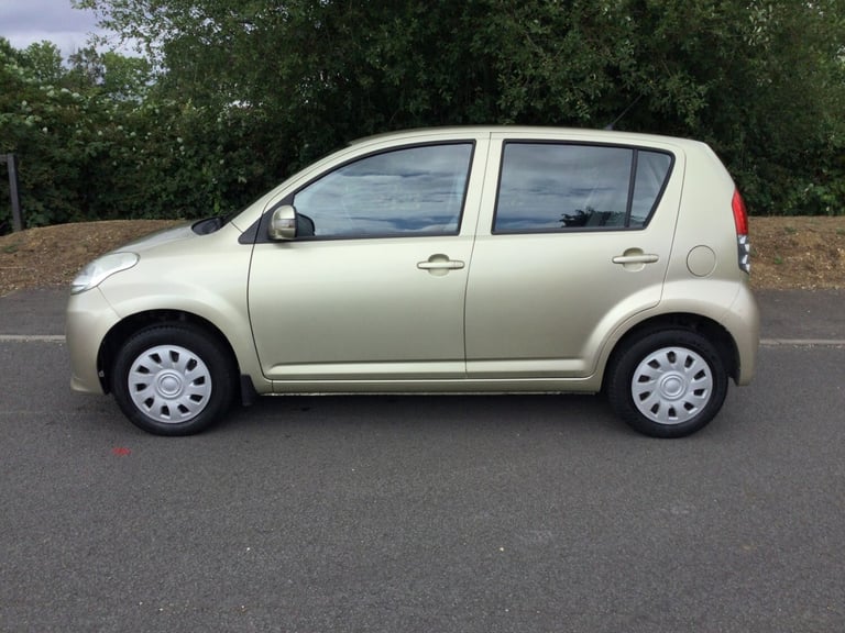 ULEZ GENUINE MILES TOYOTA ENGINE VALUE NEW MOT VERY GOOD CONDITION THROUGHOUT 