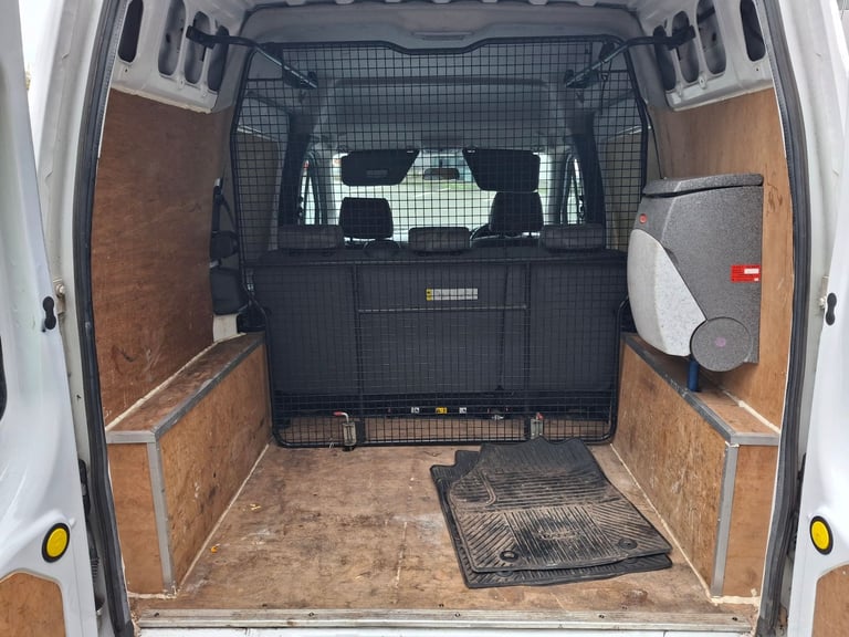 FORD TRANSIT CONNECT CREW CAB VAN 1.8 CDTI caddy maxi transporter vivaro
