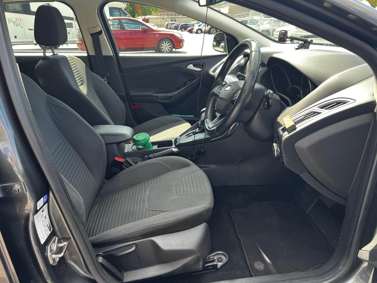Ford, FOCUS, 2016, Automatic, 999 (cc), 5 doors