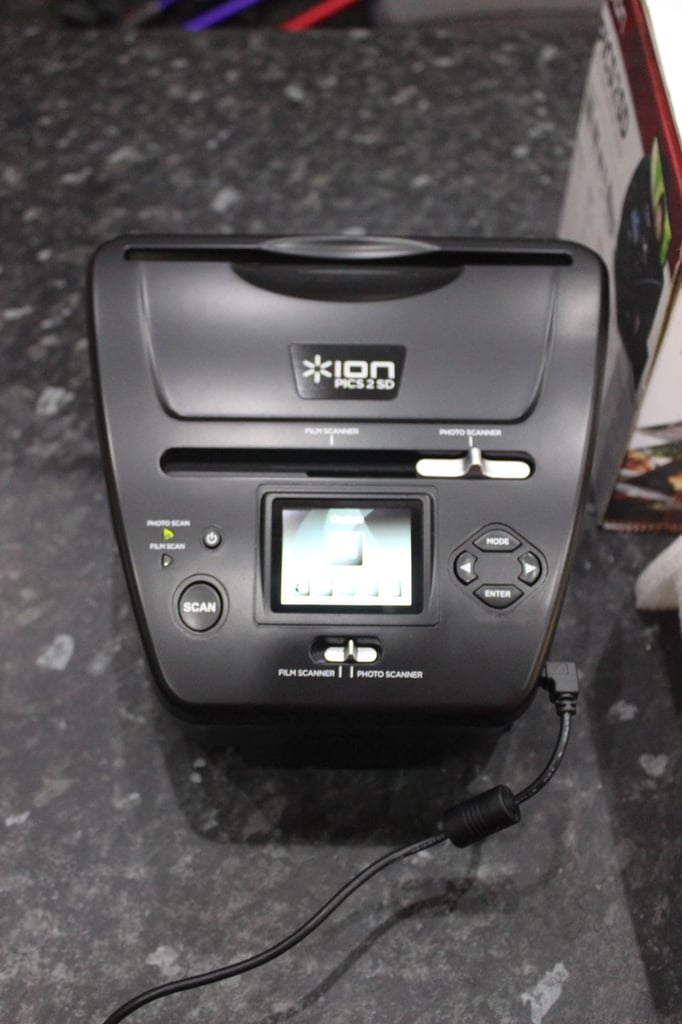 ION PICS 2 SD Photo, Slide & Film Scanner 5.1MP 2500 DPI - New in box