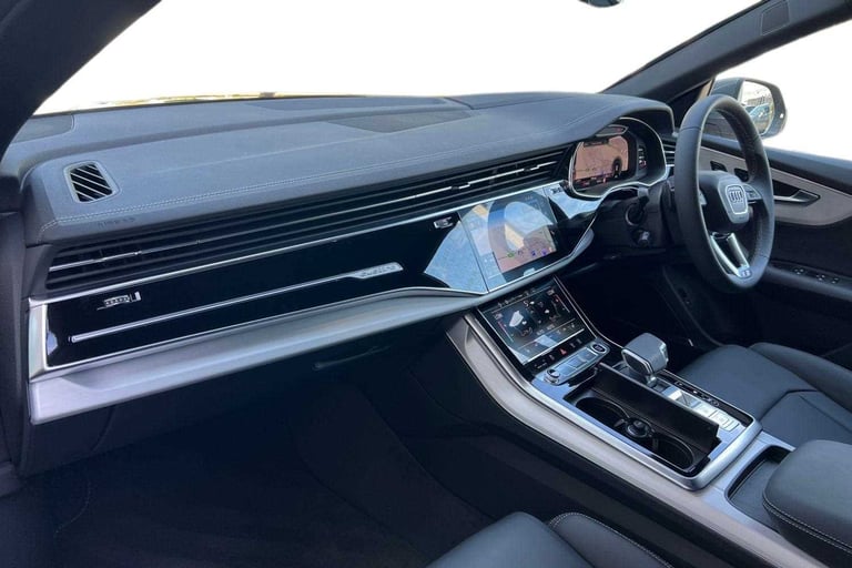 2025 Audi Q8 55 TFSI Quattro S Line 5dr Tiptronic SUV Petrol Automatic