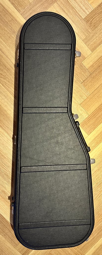 Hiscox Liteflite Hard Shell Electric Guitar Case – Fits Stratocaster, Telecaster & Single Cutaway 