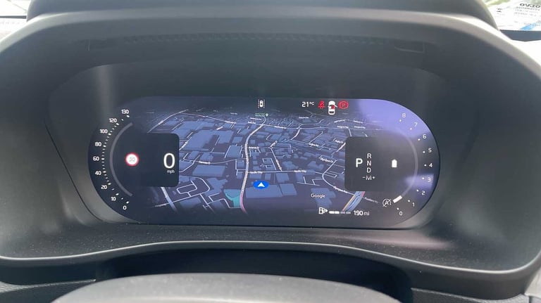 2025 Volvo XC40 2.0 B4P Ultra Dark 5dr Auto SUV Petrol Automatic