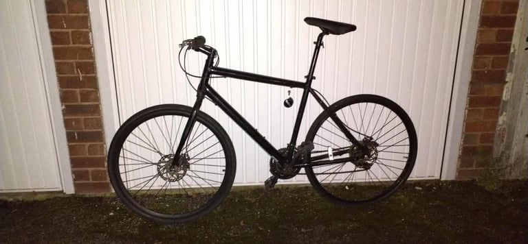 image for Huge XL Hybrid Bike. Giant. 21 Speeds. Disc Brakes. 