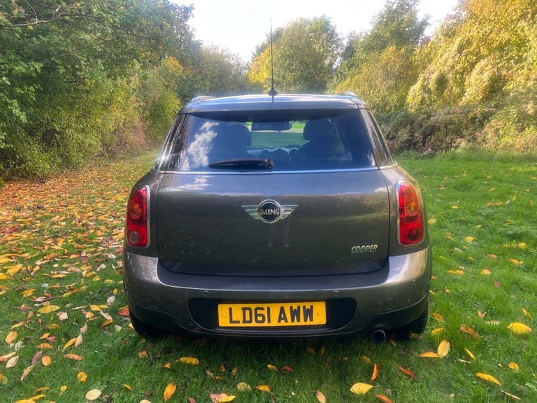 2011 MINI Countryman 1.6 Cooper 5dr Auto HATCHBACK Petrol Automatic