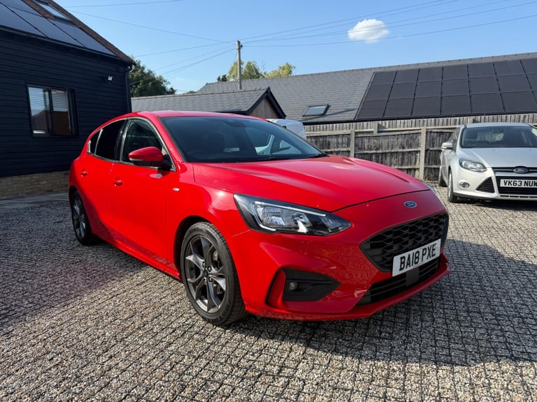 2018 Ford Focus 1.0T EcoBoost ST-Line Euro 6 (s/s) 5dr HATCHBACK Petrol Manual