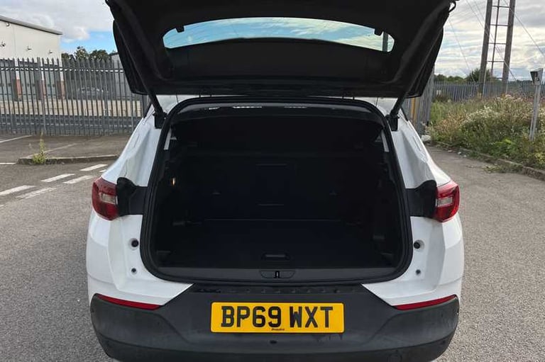2019 Vauxhall Grandland X 1.5 Turbo D BlueInjection Elite Nav SUV 5dr Diesel Manual Euro 6 (s/s) ...
