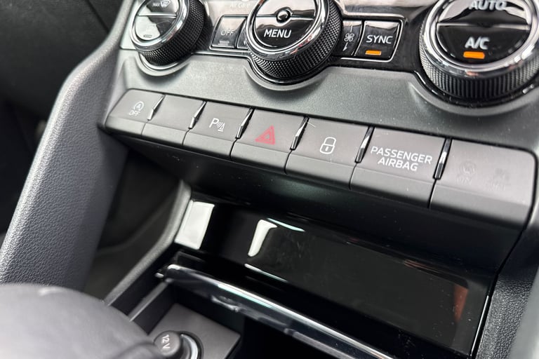 2023 Skoda Karoq 1.5 TSI ACT SE L DSG Euro 6 (s/s) 5dr SUV PETROL Automatic