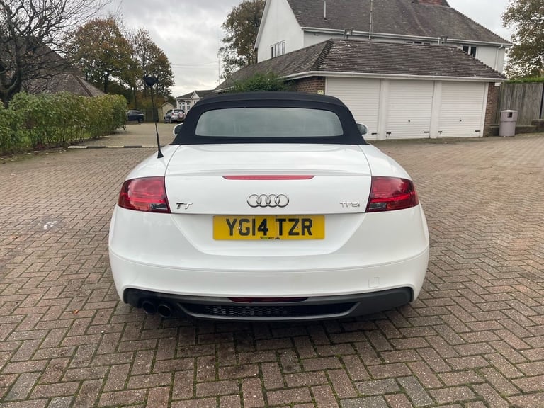 Audi, TT, Convertible, 2014, Manual, 1798 (cc), 2 doors