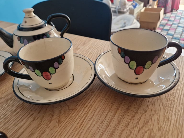 Barton Pottery Art Deco 8 peice Tea set