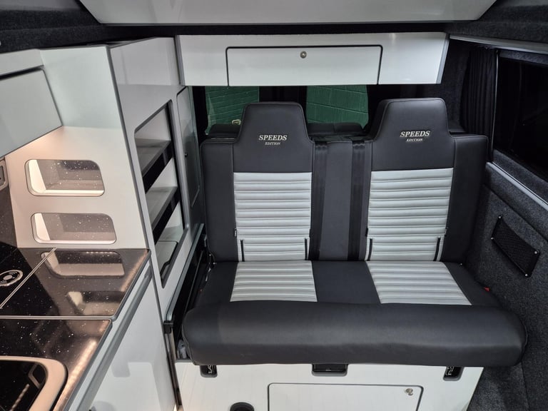 FORD TRANSIT CUSTOM LIMITED SPEEDS EDITION CAMPER AUTOMATIC 4BERTH, HIGH SPEC