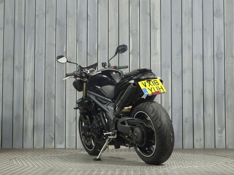 2016 16 TRIUMPH SPEED TRIPLE 94 R