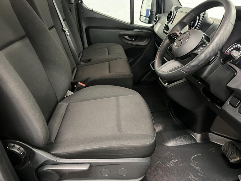 2025 Mercedes-Benz Sprinter 3.5t Chassis Cab 9G-Tronic CHASSIS CAB DIESEL Automatic