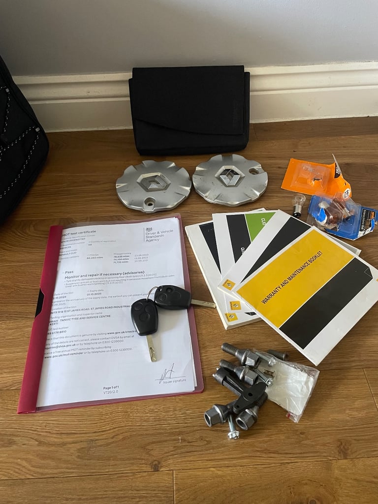 Renault, CLIO, Hatchback, 2009, Manual, 1149 (cc), 3 doors