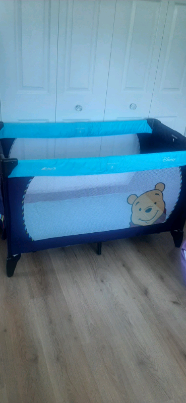 Hauck Disney Travel Cot