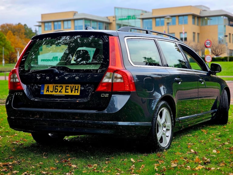 2013 Volvo V70 D2 [115] SE 5dr Powershift ESTATE Diesel Automatic