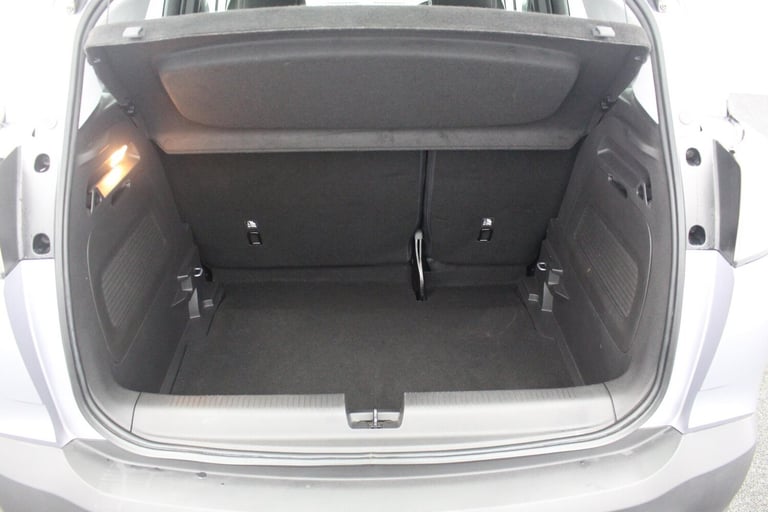 2021 Vauxhall Crossland 1.2 SE 5dr HATCHBACK PETROL Manual