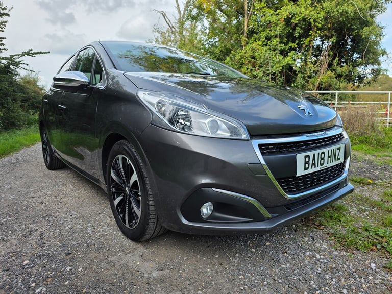 2018 Peugeot 208 1.2 PureTech Allure Premium Hatchback 5dr Petrol Manual Euro 6