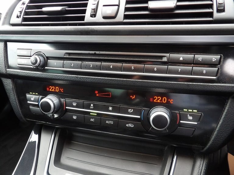 2013 BMW 5 Series 520d SE 4dr SALOON DIESEL Manual