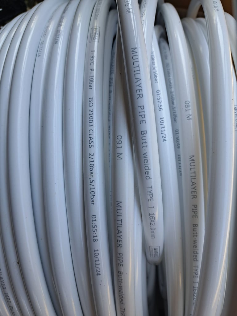 image for Huge load of underfloor heating pipes