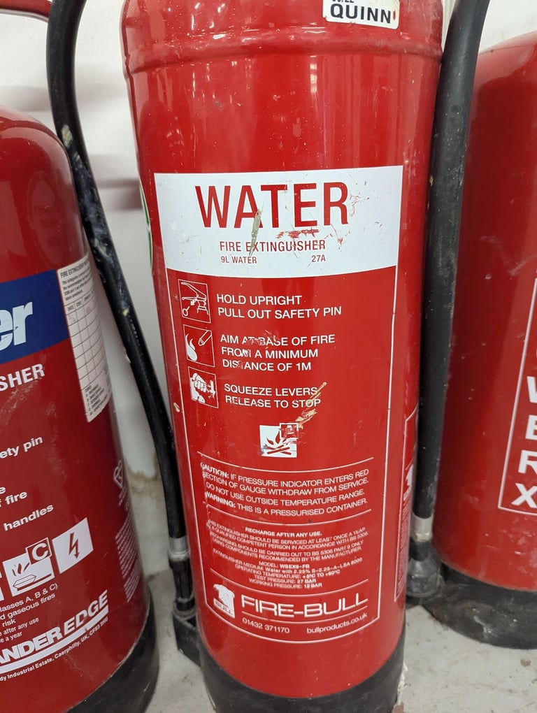 Water and powder Fire extinguisher 