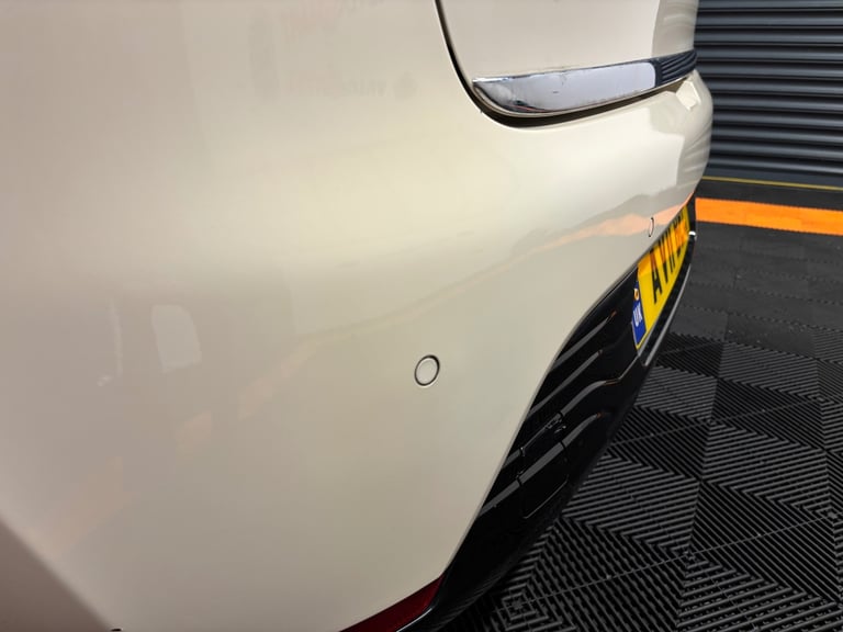 2015 Renault Clio 1.5 dCi 90 Dynamique S MediaNav Energy 5dr HATCHBACK Diesel Manual