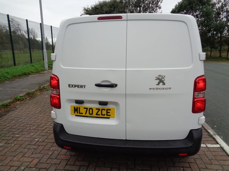 2020 Peugeot Expert 1000 15 BlueHDi 100 Professional CREW VAN 6 SEATS Crew Van Diesel Manual