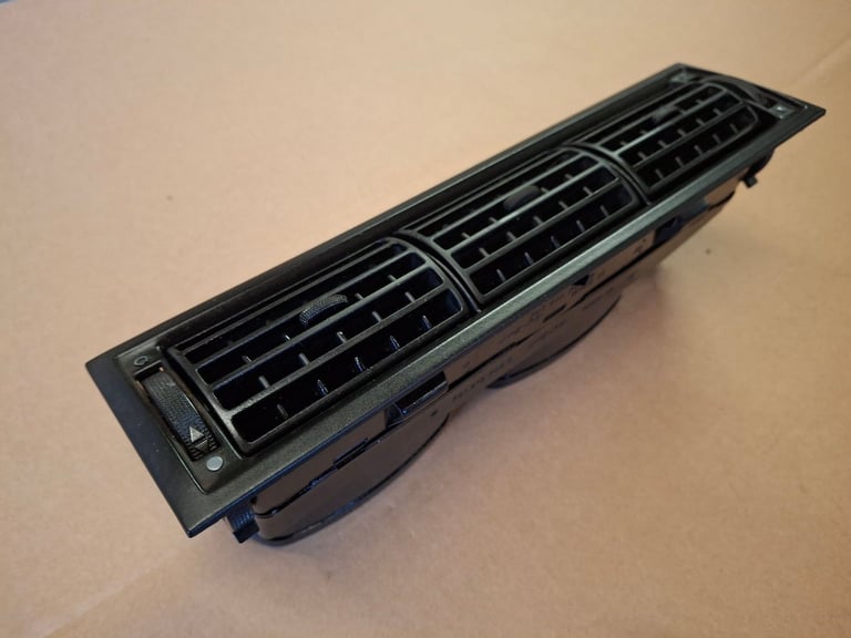 image for VW Volkswagen T4 Transporter Dashboard Trim Triple Centre Vent Air Blower & Grills