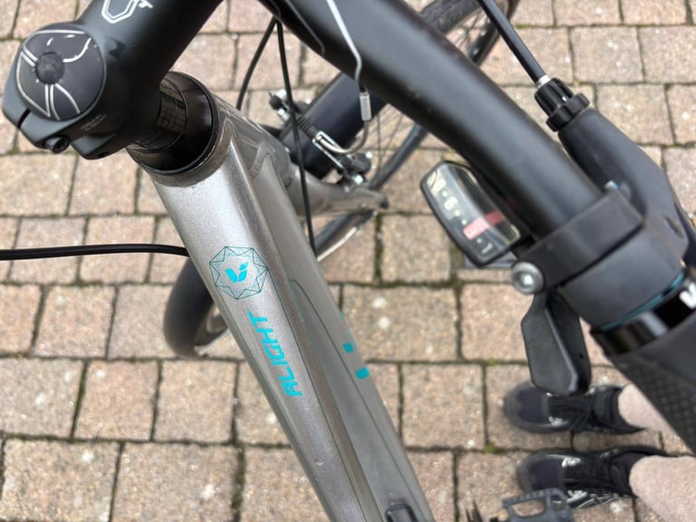 Women's Bike, 21 Gears, 26''