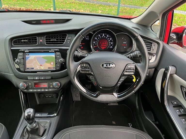 2014 Kia Ceed 1.6 CRDi 3 EcoDynamics 5dr HATCHBACK DIESEL Manual