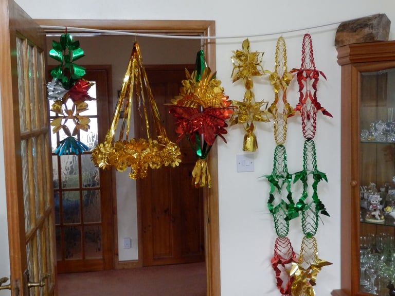 image for Fold flat Christmas decorations