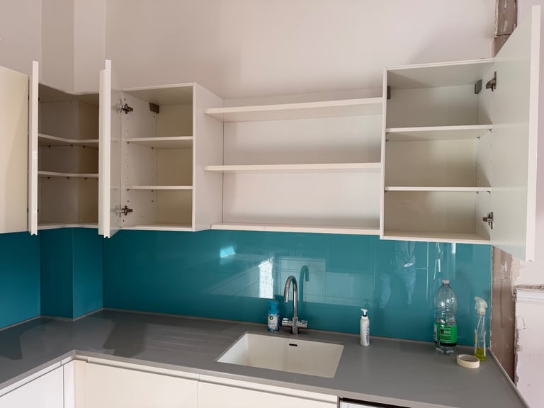 HETTICH KITCHEN CABINETS. Free delivery!!!