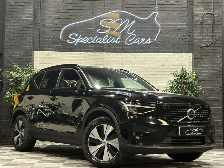 2022 72 VOLVO XC40 1.5H T4 RECHARGE 10.7KWH PLUS SUV 5DR PETROL PLUG-IN HYBRID A