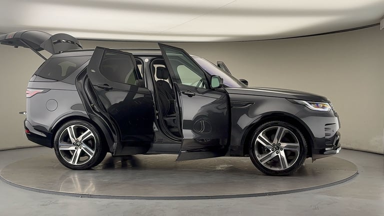 2023 Land Rover Discovery 3.0 D300 MHEV Metropolitan Edition SUV 5dr Diesel Auto 4WD Euro 6 (s/s)...