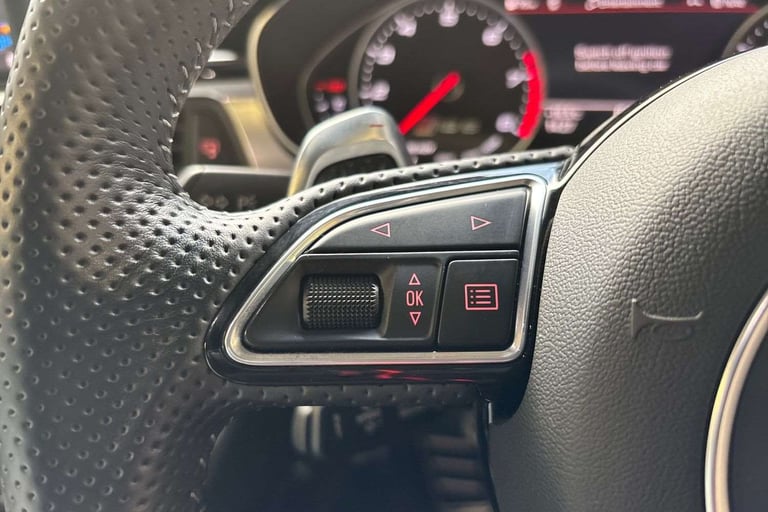  Audi RS6 4.0T FSI Quattro RS 6 5dr Tip Auto Estate Petrol Automatic
