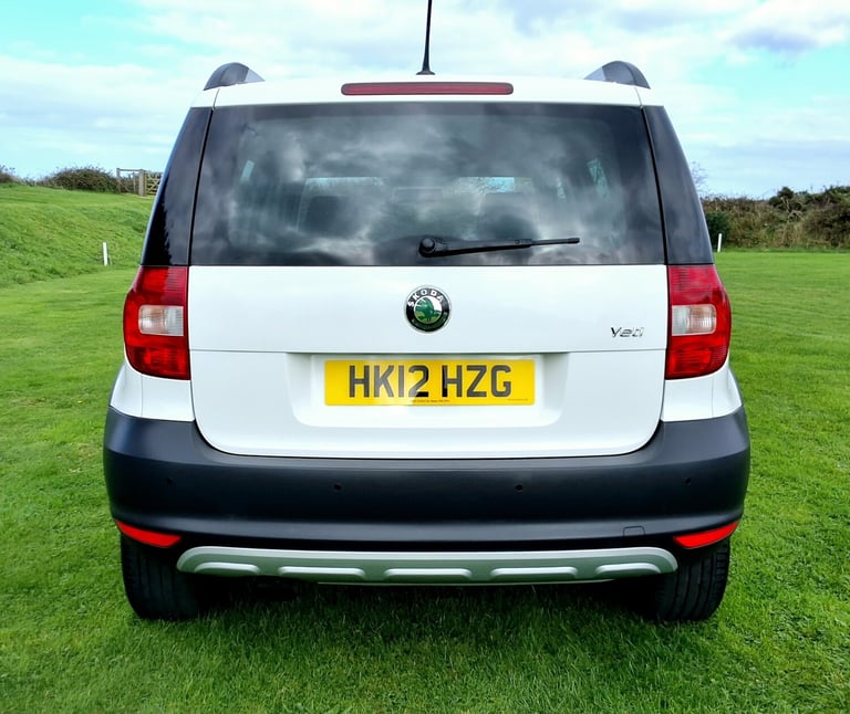 2012 Skoda Yeti 1.2 TSI Urban 5dr HATCHBACK Petrol Manual