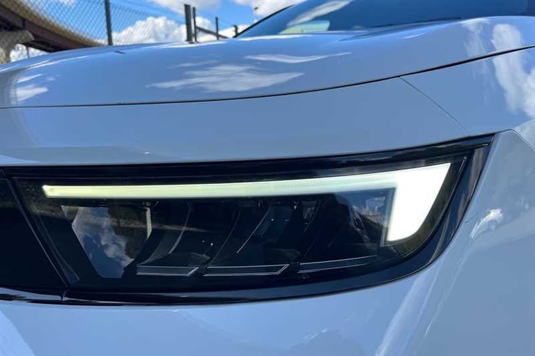 2022 Vauxhall Astra 1.2i Turbo (130 PS) GS Line 5 Door Petrol Hatchback *** 1 Owner / Full Vaux H...
