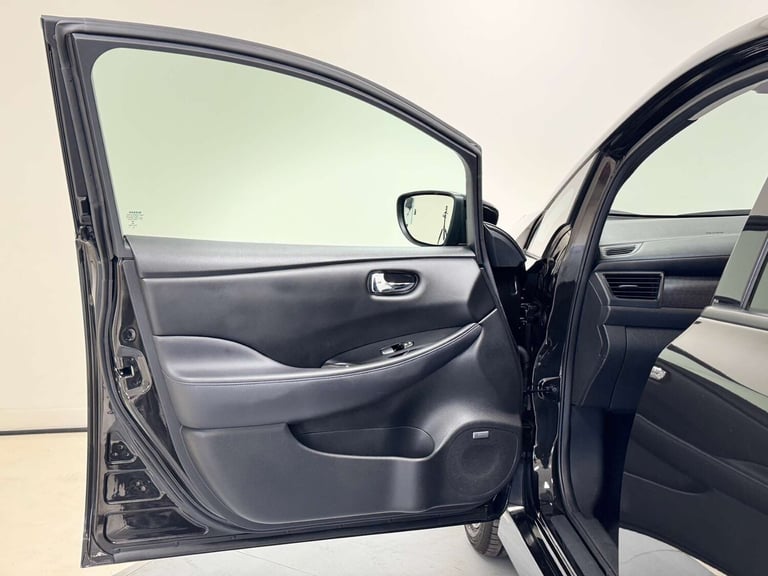 2020 Nissan Leaf 110kW Tekna 40kWh 5dr Auto HATCHBACK ELECTRIC Automatic