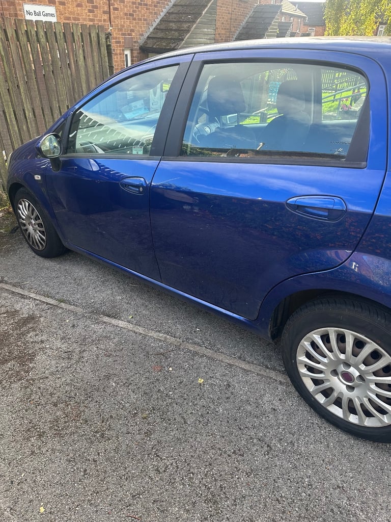 Fiat Punto automatic (spares and repairs) (still runs) 