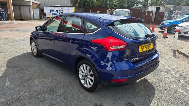 2015 Ford Focus 1.0 EcoBoost 125 Titanium 5dr HATCHBACK Petrol Manual