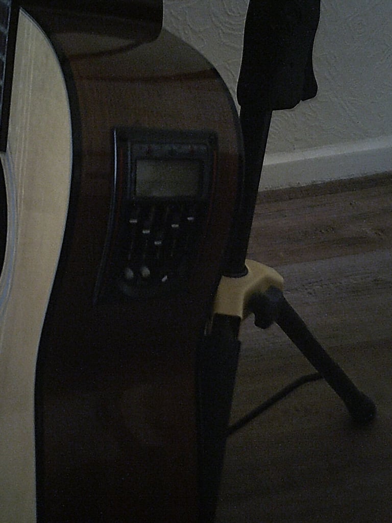 Yamaha FG410 Electro Acoustic Guitar Left Handed 1970s