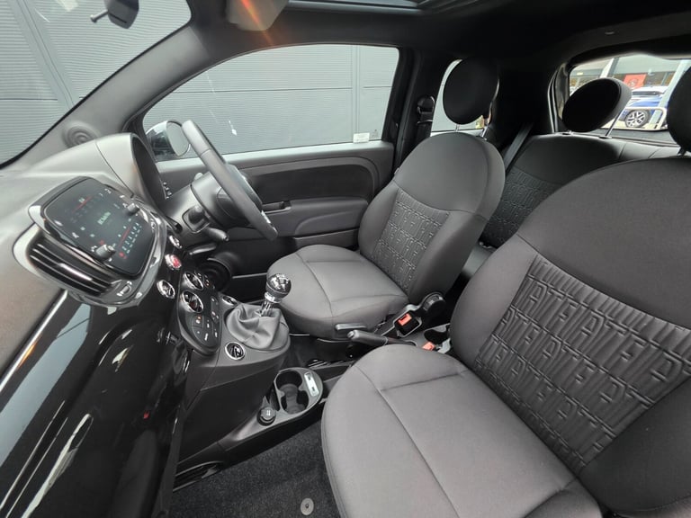 2024 Fiat 500 TOP Hatchback PETROL/MHEV Manual