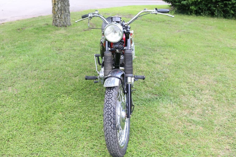 Triumph TR6 C TR 6 C Trophy 1968 Restored 6 years ago $1,000s spent *GORGEOUS*