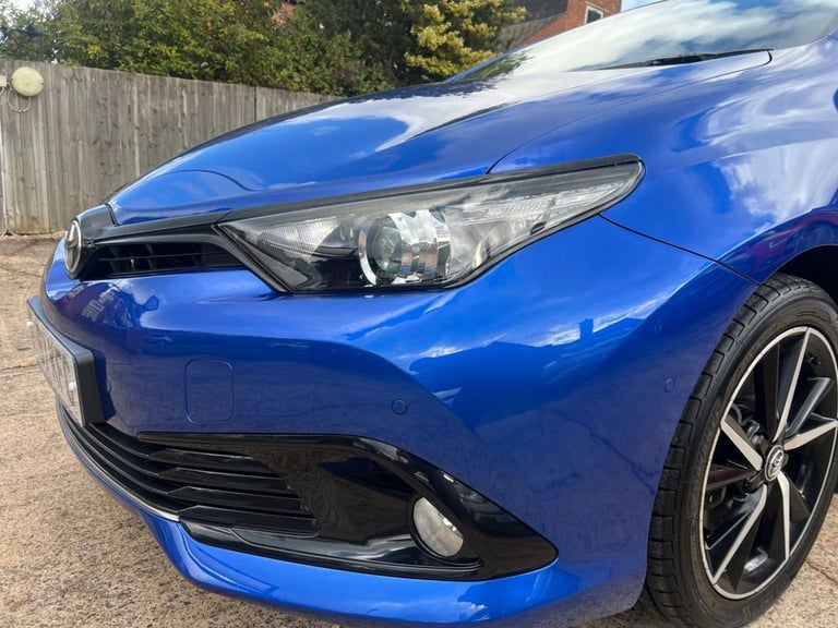 2018 Toyota Auris 1.8 Hybrid Design TSS 5dr CVT [Nav] HATCHBACK PETROL/ELECTRIC Automatic