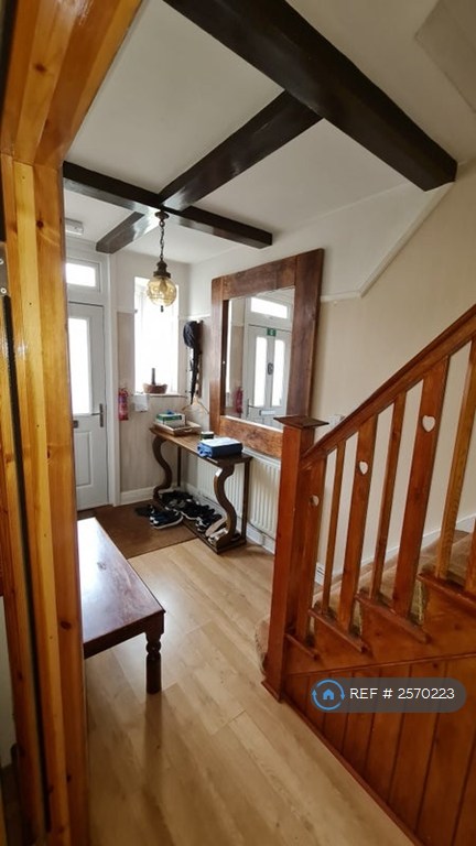 1 bedroom in Ashburnham Gardens, Harrow, HA1 (#2570223)