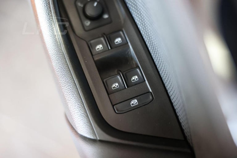 SKODA OCTAVIA 1.4 TSI iV 13kWh vRS DSG Euro 6 (s/s) 5dr 2024