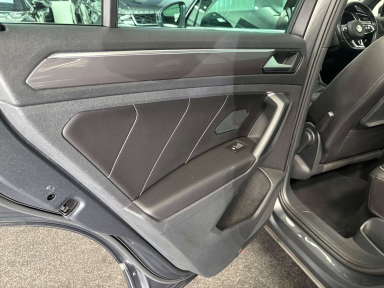 2020 Volkswagen Tiguan 2.0 TSi 230 4Motion SEL 5dr DSG ESTATE PETROL Automatic