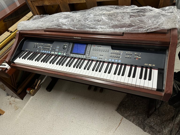 Digital piano Technics PR603